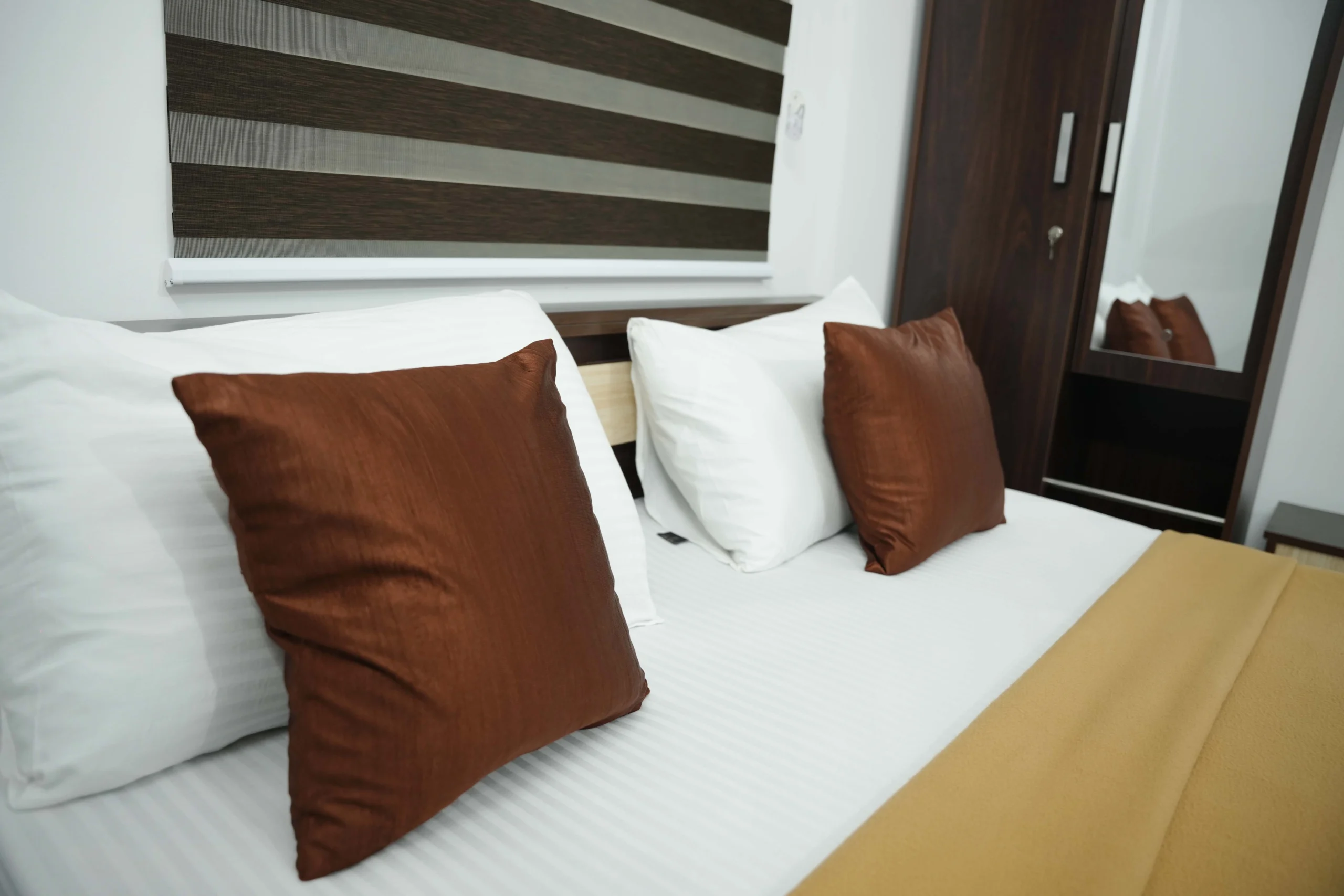 Experience comfort and style in our Standard Room at Gold Suite Kakkanad – perfect for your stay near Infopark.